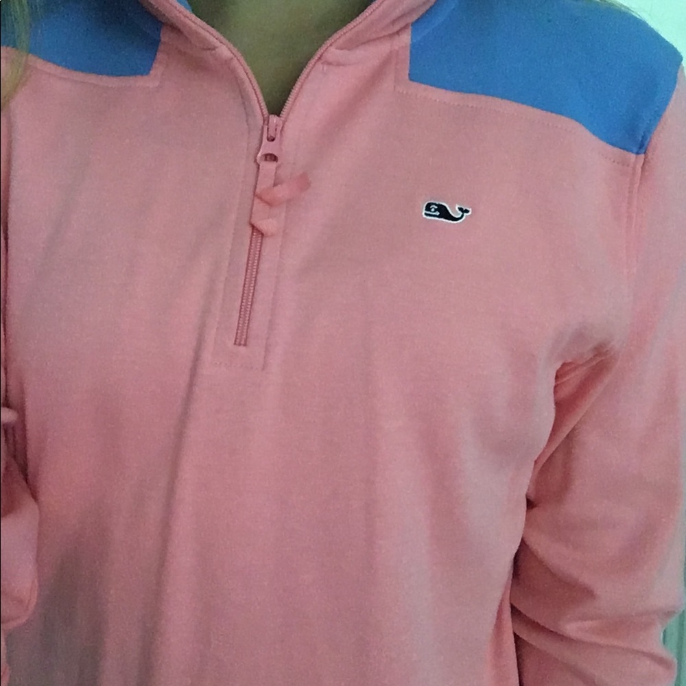 Vineyard vines